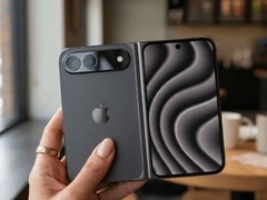 苹果首款折叠屏iPhone量产启动，九月如期发布但初期供货紧张