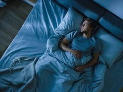 昼夜节律失调增癌风险，三类人需警惕睡眠不足危害