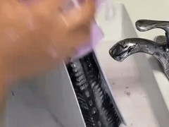 海外网友深度拆洗PS5引热议：是精密养护还是高风险操作？