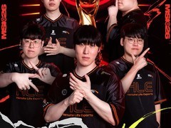 HLE败者组逆袭夺冠，Zeus双英雄封神加冕FMVP