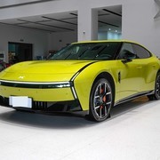 40万内三款中型轿车对决：智能、豪华与驾趣如何选？