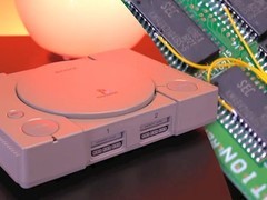 爱好者成功将初代PS主机内存扩容至16MB，拓展自制软件与街机移植潜力