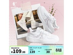 乔丹女板鞋空军一号低帮