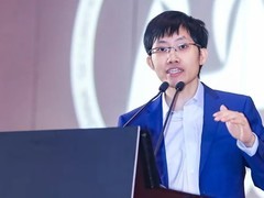 梁文锋以360亿美元居AI模型创业者首富，DeepSeek融资后财富翻倍
