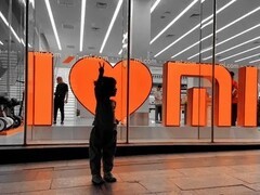 小米SU7加速落地，雷军新动态引关注