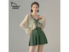 东方骆驼女士游泳衣外套，低至 39.9 元！