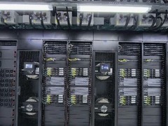 全国首个昇腾950DT 1024卡液冷智算集群在武汉投运