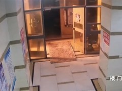 南京电动自行车火灾致15死 安全隐患引发新规实施