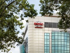 台积电预估2026年营收增近三成 AI与先进封装成增长双引擎