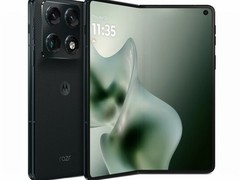 影像强的大折叠手机有哪些?联想 moto razr Fold让一趟城市漫游远近都有画面
