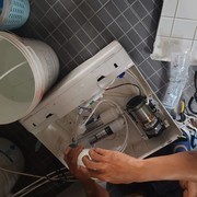 别只盯着换滤芯！净水器用久了不注意这几点 过滤的水还不如自来水