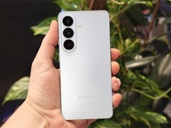 首批七款端侧AI大模型完成备案，三星盖乐世AI等正式落地手机
