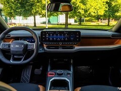 2026款Jeep指南者4xe旗舰发布：双电机四驱+606km纯电续航