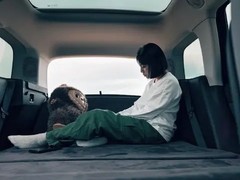 零跑C16大红山遇暴雨，科技助力探索者从容应对突发天气