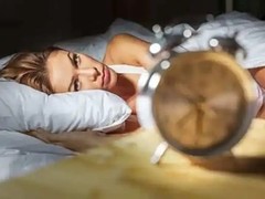 科学家证实熬夜损伤大脑，睡眠有助重置
