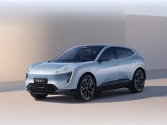 阿维塔回应南宁多车碰撞事故：智能驾驶未激活，系驾驶员超速所致