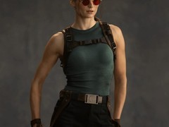 索菲·特纳版劳拉定妆照引争议，AI修复图像引爆网络