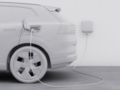 省油的插混车哪款靠谱：XC70与问界M7能耗全面对比