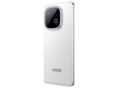 iQOO Z10 Turbo+ 5G手机直降低至2267元