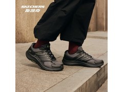 斯凯奇男款跑步鞋189元