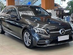 奔驰宝马奥迪集体大幅降价，部分车型优惠超30万元