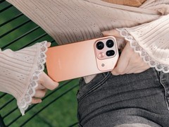 OPPO哈苏联合发布ColorOS 16，锁屏岛双态交互重塑信息体验