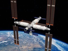 神舟二十号安全着陆 在轨270天创纪录