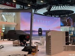 奕境X9首发亮相：旗舰六座SUV搭载华为乾崑智驾系统