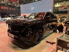 凯迪拉克纯电大型SUV凯威德北京车展首发，2026年4月上市