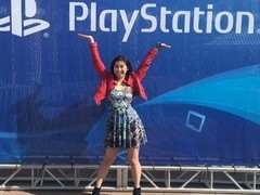 Erikai Shii晒过往游戏展照引热议