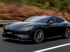 鸿蒙智行发布运动猎装新旗舰尚界Z7T，售价22.98万起，续航最高873km