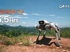 能720°连续后空翻，宇泛智能四足机器人“灵猫”亮相WAIC 2026