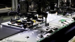 达沃斯高光时刻！海信电视斩获全球电视行业唯一“灯塔工厂”奖杯