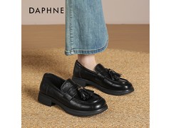 达芙妮流苏乐福鞋62元抢