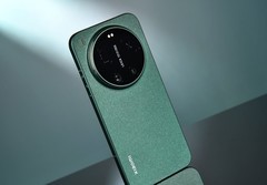 2026年商务办公兼影像旗舰手机：8000元价位段谁是专业之选？