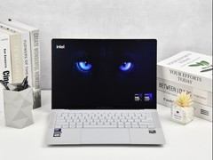 第三代酷睿Ultra加持，AI算力再进化，华硕破晓 Ultra超轻薄商务AI本评测