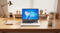 诚迈985学生笔记本电脑正式发布：轻载梦想，智能守护K12家校学习场景