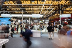 P&I 2025：X-E5大受欢迎 富士全线影像产品亮相展会