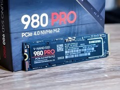 三星金士顿再掀SSD涨价潮，1TB硬盘价格一年暴涨300%