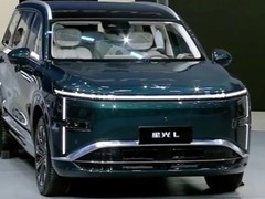 五菱星光L北京车展首发：插混六座SUV盲订开启，纯电续航最高185km