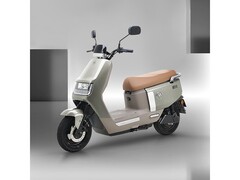 爱玛卫士72V外卖电动摩托