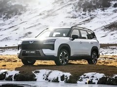 五菱星光560上市，6.28万起售，三动力可选