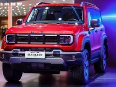 北京越野BJ40增程版上市：起售17.98万，纯电252km，综合续航超1300km