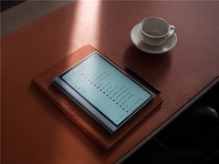 思必驰AI办公本X5系列搭载全新柔彩屏，革新智能办公视觉与书写体验