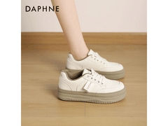 达芙妮小白鞋99.9元抢