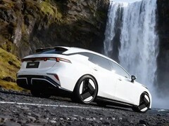 领克07 EM-P猎装版上市，13.98万起售，享2万优惠