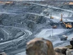 宁德时代钠电池量产在即：破锂资源困局，却强化制造端新绑定