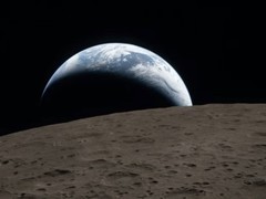 阿尔忒弥斯2号航天员用手机首次拍下深空地球月掩全过程