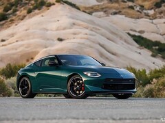 2027款日产Z官图发布：Nismo版首搭6MT，外观/底盘/动力全面升级