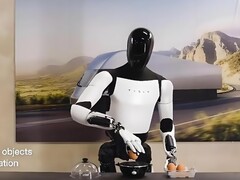 马斯克宣布特斯拉人形机器人Optimus将于2027年底前面向消费者上市